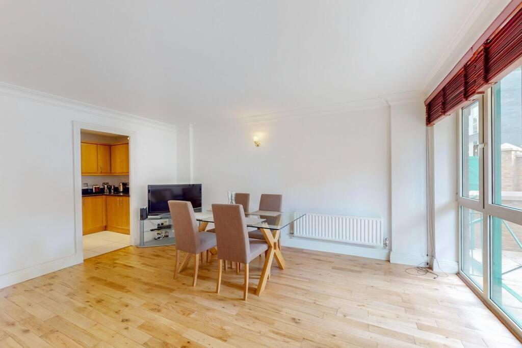 Lovely 1 Bed Apartment - 10 Min To Waterloo Tube Λονδίνο Εξωτερικό φωτογραφία